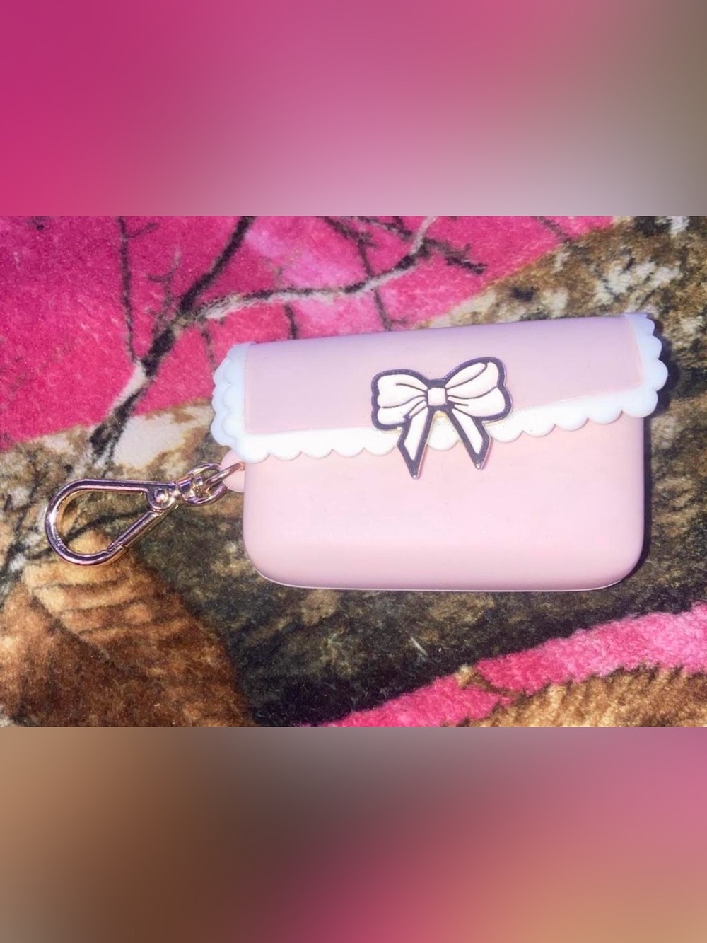 Bath & Body Works Pink Bow Silicone Hand Sanitizer Holder